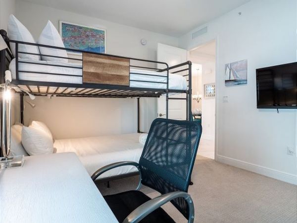 Bradenton Vacation Condo Three Bedroom Lagoon Views
