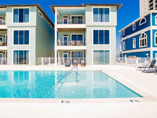 Fantastic Beachfront Home in Orange Beach Sleeps 28 Guests!