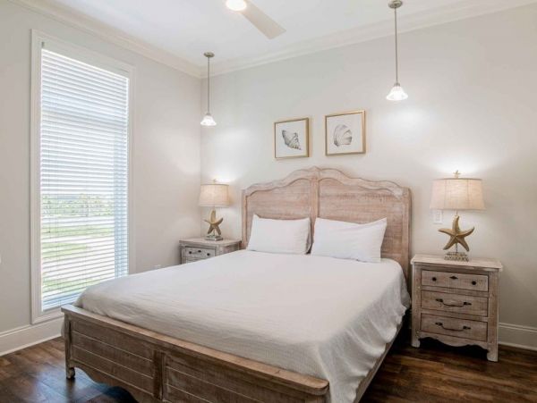 Fantastic Beachfront Home in Orange Beach Sleeps 28 Guests!