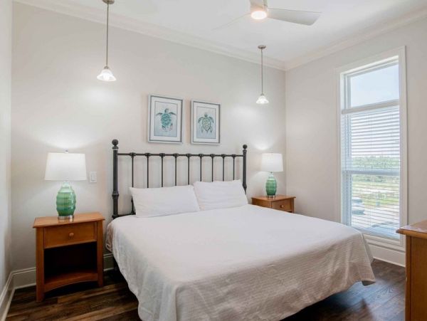 Fantastic Beachfront Home in Orange Beach Sleeps 28 Guests!