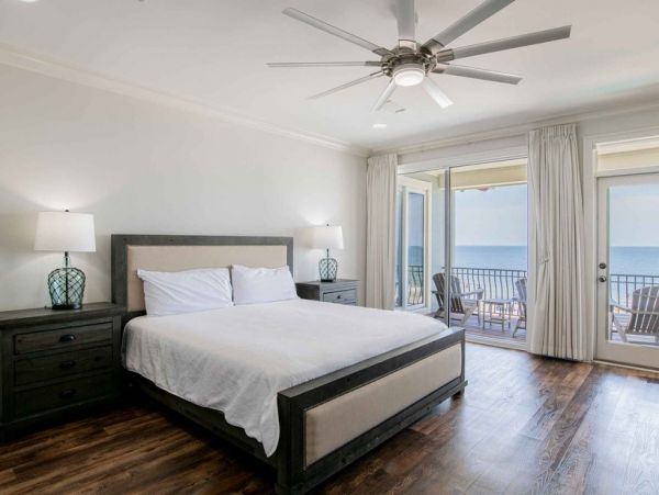 Fantastic Beachfront Home in Orange Beach Sleeps 28 Guests!
