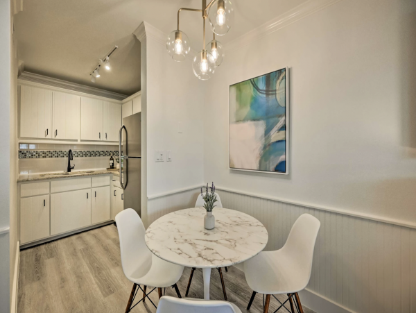 Beautiful Condo in Downtown Naples Across from Beach