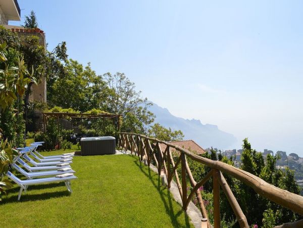 Amazing Amalfi Vacation Home Three Bedroom