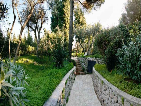 Capri Vacation Home Three Bedroom Spectacular Views