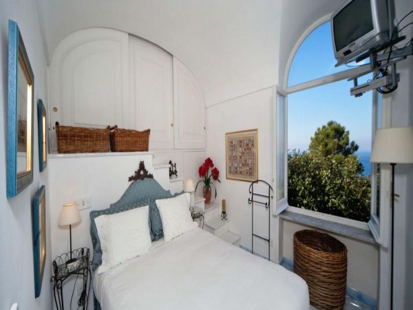Capri Vacation Home Three Bedroom Spectacular Views