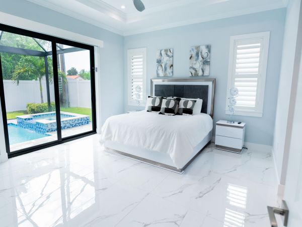Chic Vacation Home in Naples with Pool and Hot Tub Sleeps 8
