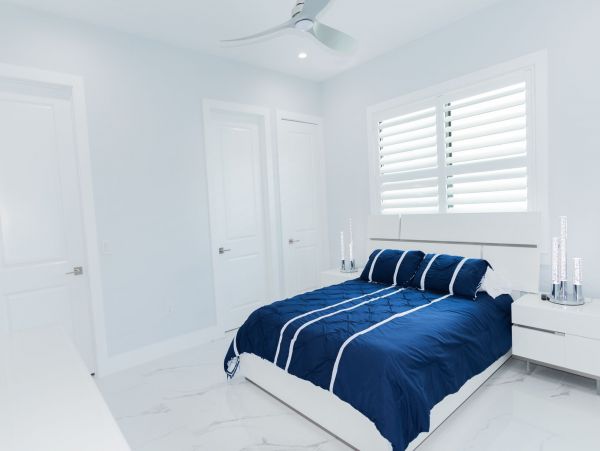 Chic Vacation Home in Naples with Pool and Hot Tub Sleeps 8