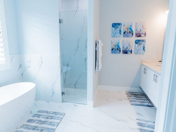 Chic Vacation Home in Naples with Pool and Hot Tub Sleeps 8