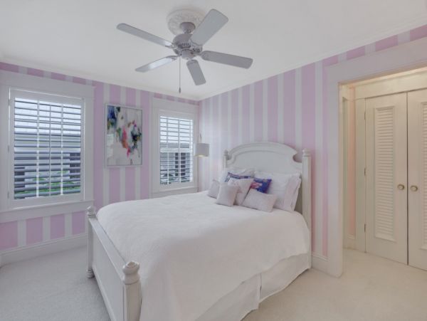 Naples Vacation Home Five Bedroom Walk to Beach