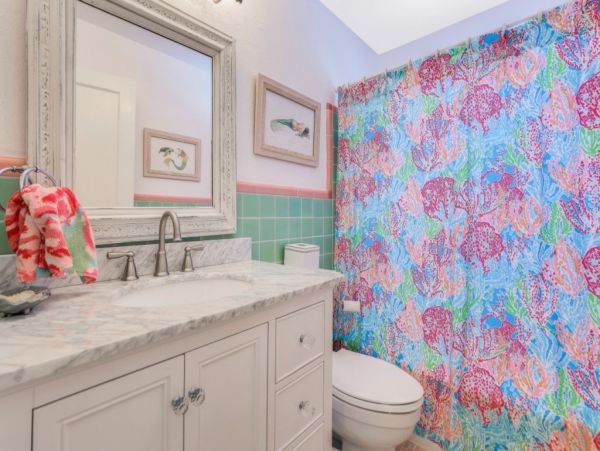 Naples Vacation Home Five Bedroom Walk to Beach