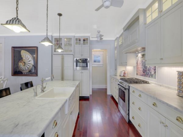 Naples Vacation Home Five Bedroom Walk to Beach