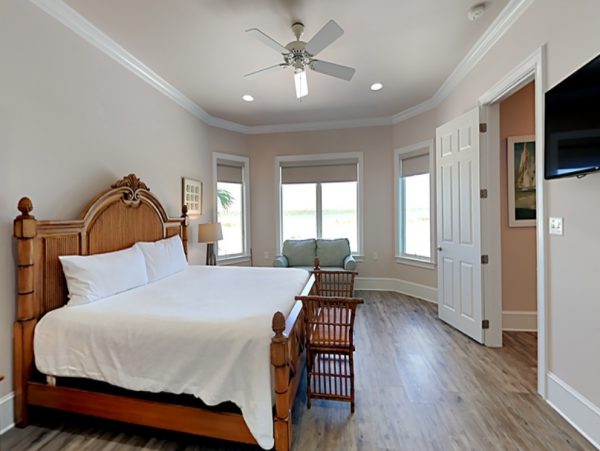 Beachfront 7 Bedroom Home in Gulf Shores