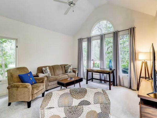 Charming Vacation Home in Hilton Head Island Sleeps 14