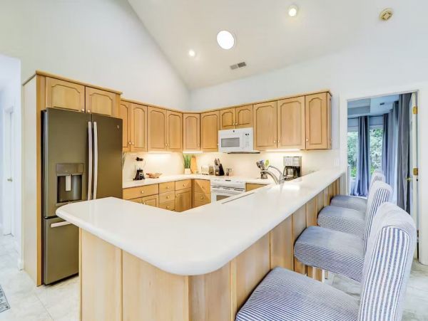Charming Vacation Home in Hilton Head Island Sleeps 14