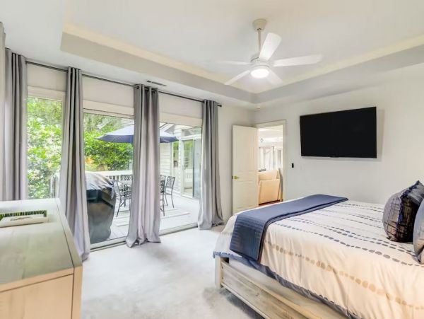 Charming Vacation Home in Hilton Head Island Sleeps 14