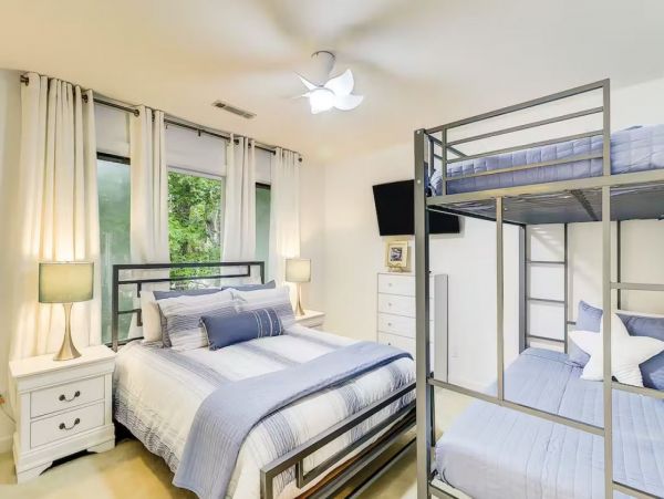 Charming Vacation Home in Hilton Head Island Sleeps 14