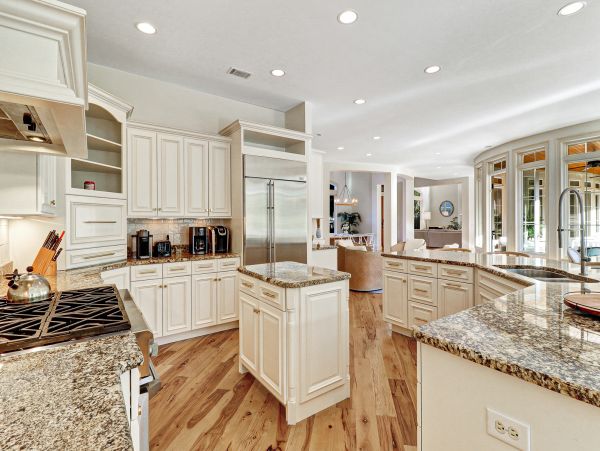 Stunning 5 Bedroom Vacation Pool Home in Hilton Head
