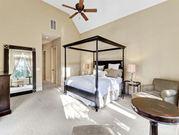 Stunning 5 Bedroom Vacation Pool Home in Hilton Head
