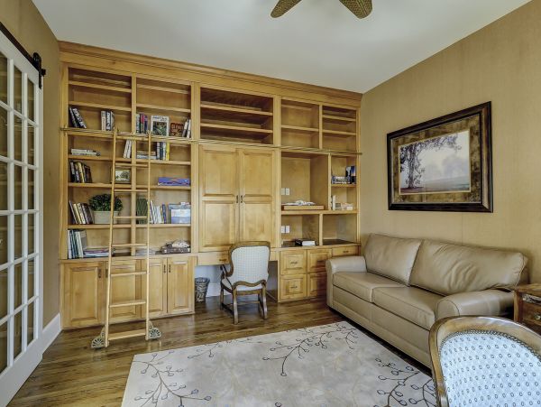 Luxury Vacation Pool Home in Hilton Head Sleeps 11 Guests