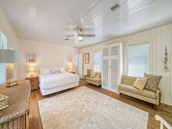 Siesta Key Vacation Home 200 Steps to Beach