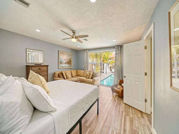 Siesta Key Vacation Home 200 Steps to Beach