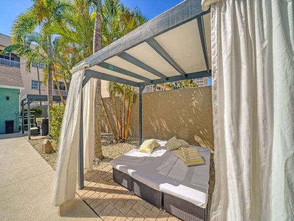 Siesta Key Vacation Home 200 Steps to Beach