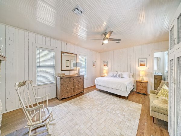 Siesta Key Vacation Home 200 Steps to Beach