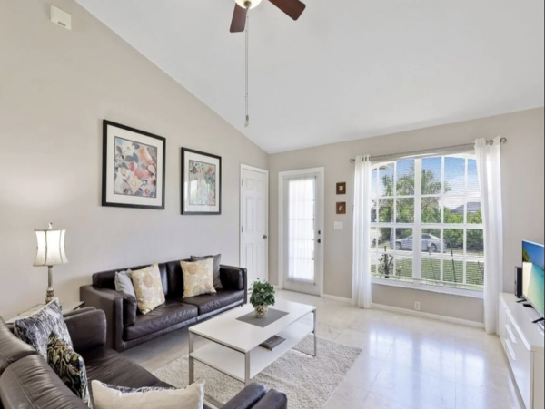 Cape Coral Pool Vacation Home Three Bedrooms Plus Bonus Room!