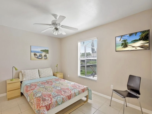 Cape Coral Pool Vacation Home Three Bedrooms Plus Bonus Room!