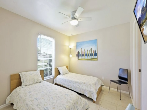 Cape Coral Pool Vacation Home Three Bedrooms Plus Bonus Room!