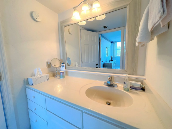 Siesta Key Condo: Waterfront Views, Dolphins, and Spacious Living
