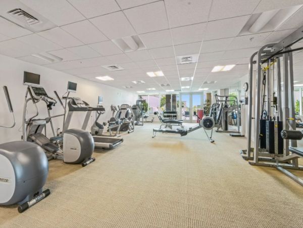 Downtown Sarasota Vacation Rentals Luxury Condo with Skyline Views