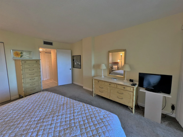 Waterway Views from Every Room in Siesta Key Condo
