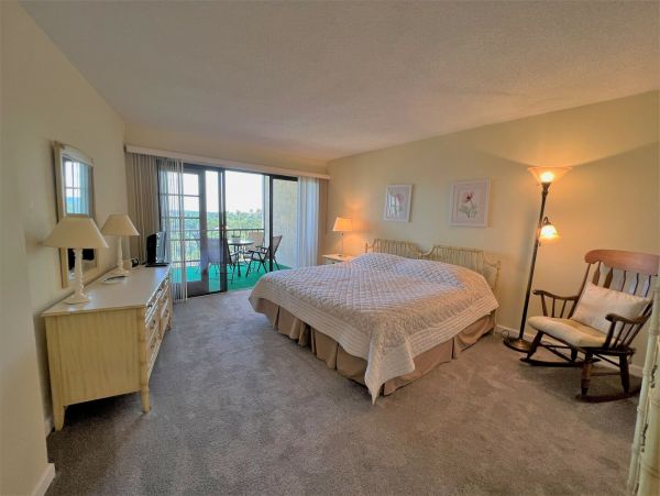 Waterway Views from Every Room in Siesta Key Condo