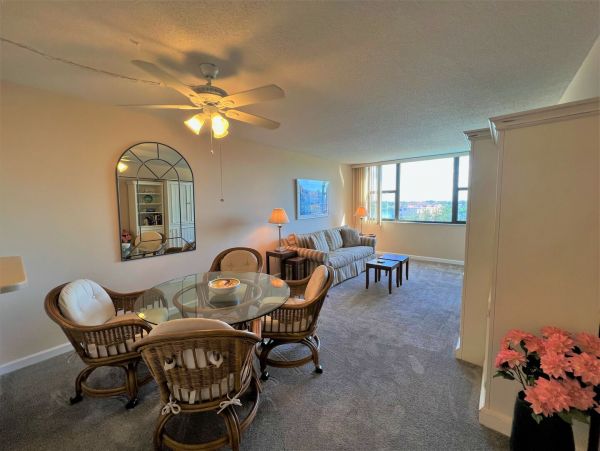Waterway Views from Every Room in Siesta Key Condo