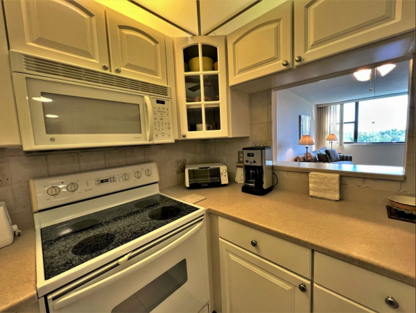 Waterway Views from Every Room in Siesta Key Condo