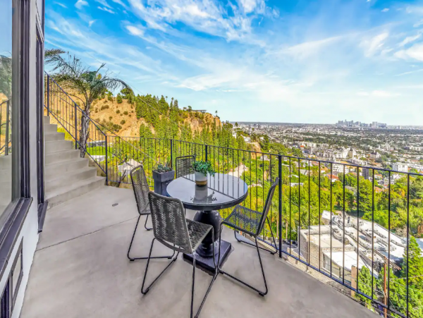 Luxury Hillside Retreat Overlooking Sunset Strip