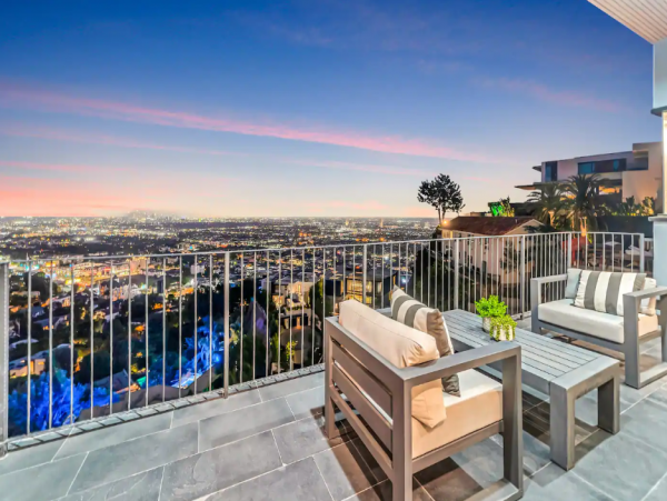 Luxury Hillside Retreat Overlooking Sunset Strip