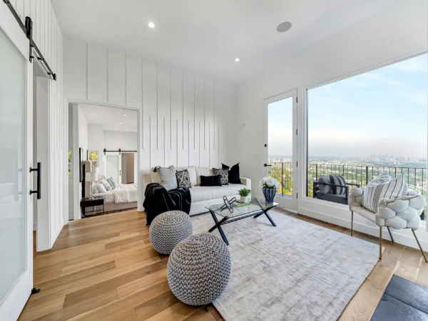 Luxury Hillside Retreat Overlooking Sunset Strip