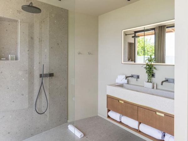 St. Barts Home 1053849