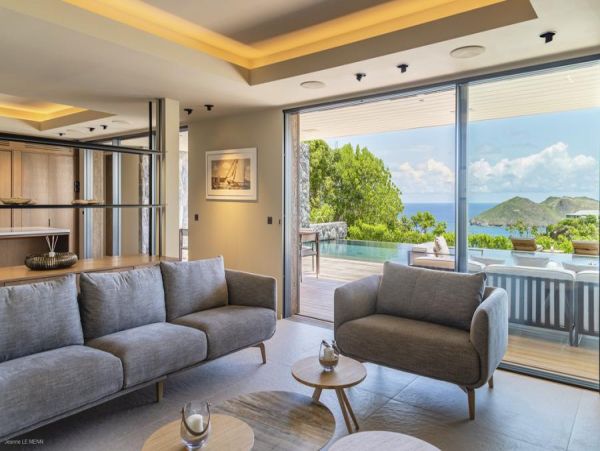 St. Barts Home 1053849