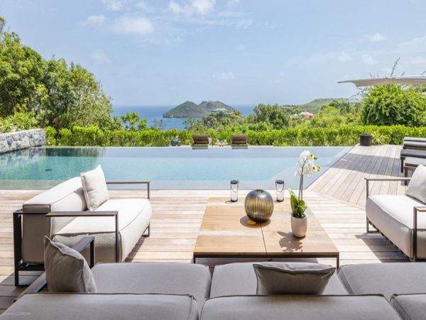 St. Barts Home 1053849