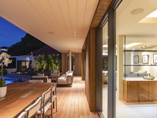 St. Barts Home 1053849
