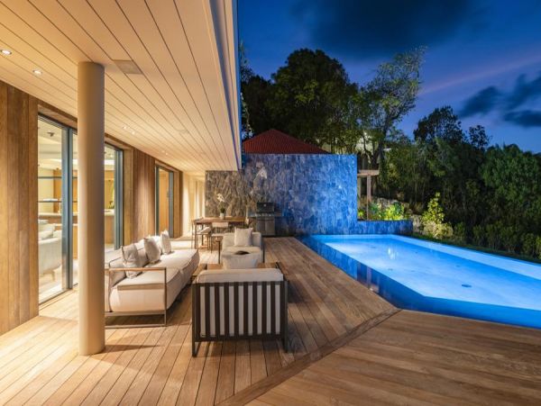St. Barts Home 1053849