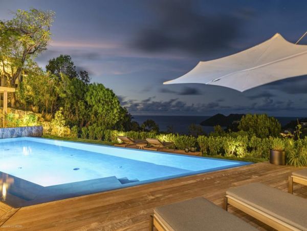 St. Barts Home 1053849