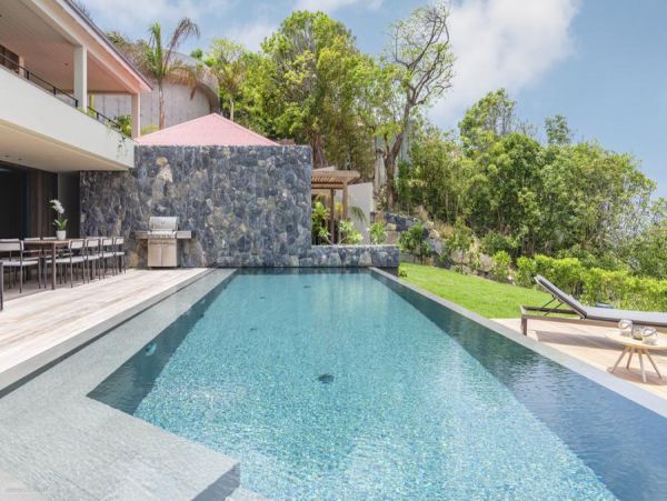 St. Barts Home 1053849