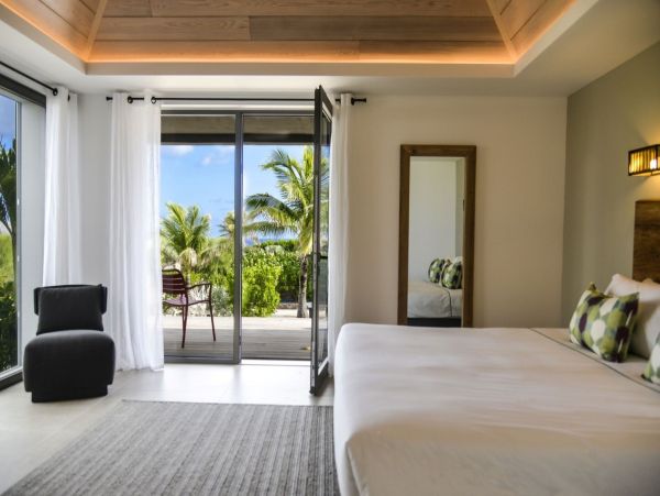 St. Barts Home 1053858
