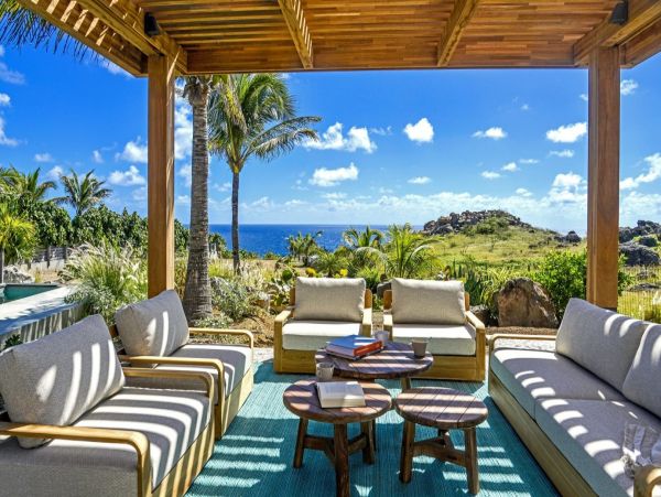 St. Barts Home 1053858