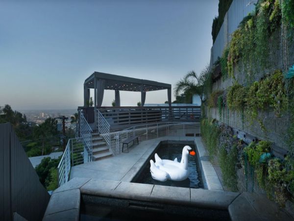 Hollywood Hills Vacation Rental – 7BR Luxury Estate