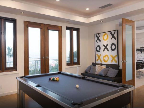 Hollywood Hills Vacation Rental – 7BR Luxury Estate